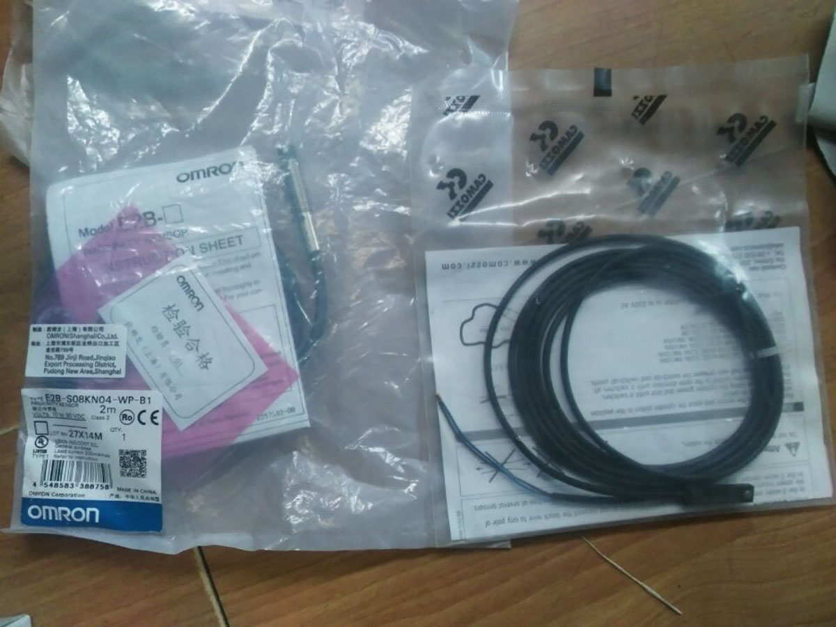 现货供应OMRON E2B-S08KN04-WP-B1,E2B-M18KN10-WZ-B1