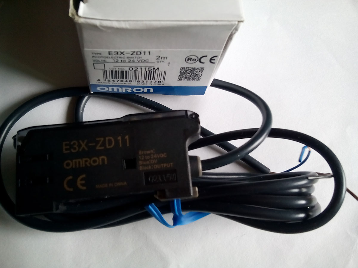 现货供应OMRON传感器E3X-ZD11,E3X-HD11,E3X-DAC11-S,E3X-DA6-S