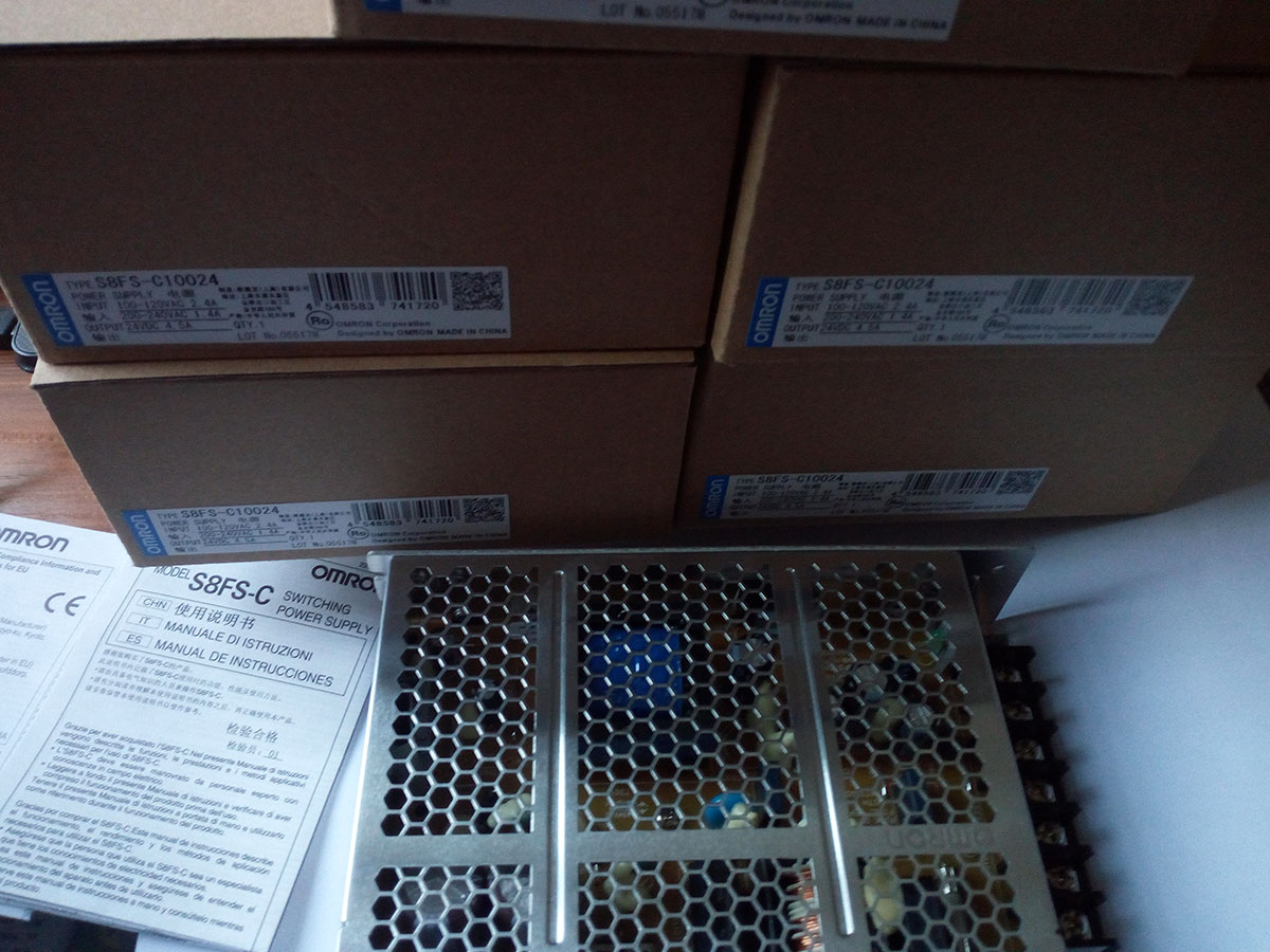 现货供应OMRON开关电源S8FS-C10024